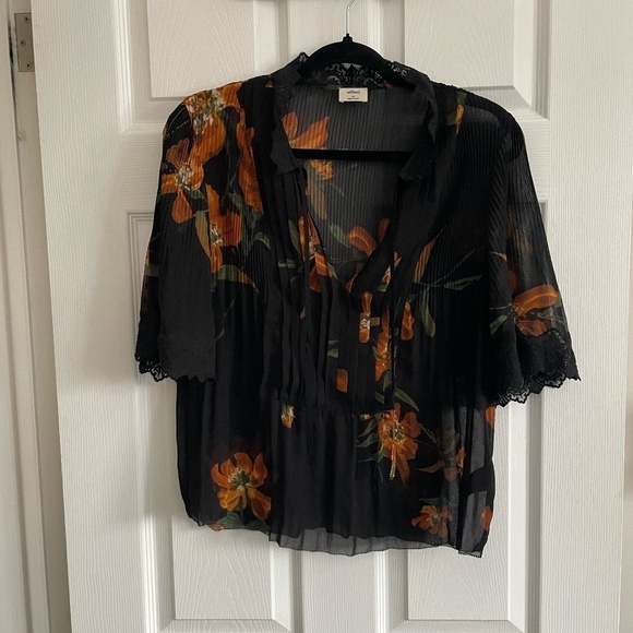 WILFRED Matthieu Pleated Floral Top with Lace Trim - Picture 3 of 8